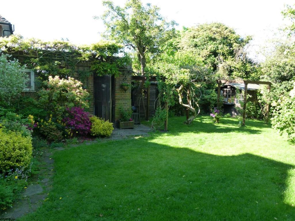 Iolanthe Bed & Breakfast London Eksteriør bilde